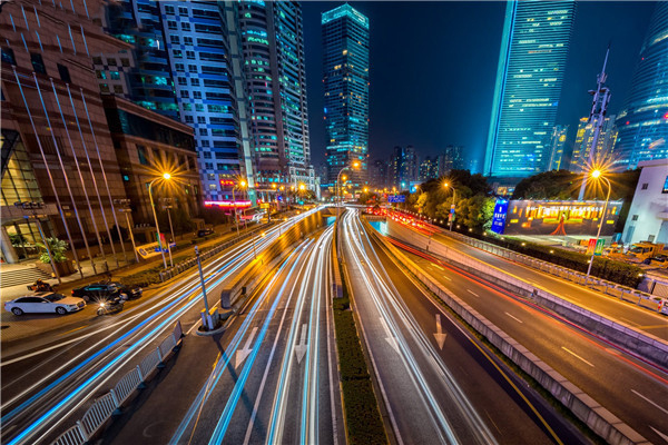 道路照明工程要遵循哪些照明設(shè)計原則？